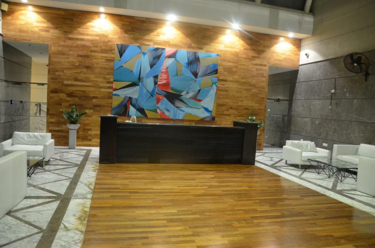 Atrium - Iconic Apartment Sri Jayewardenepura Kotte Bagian luar foto