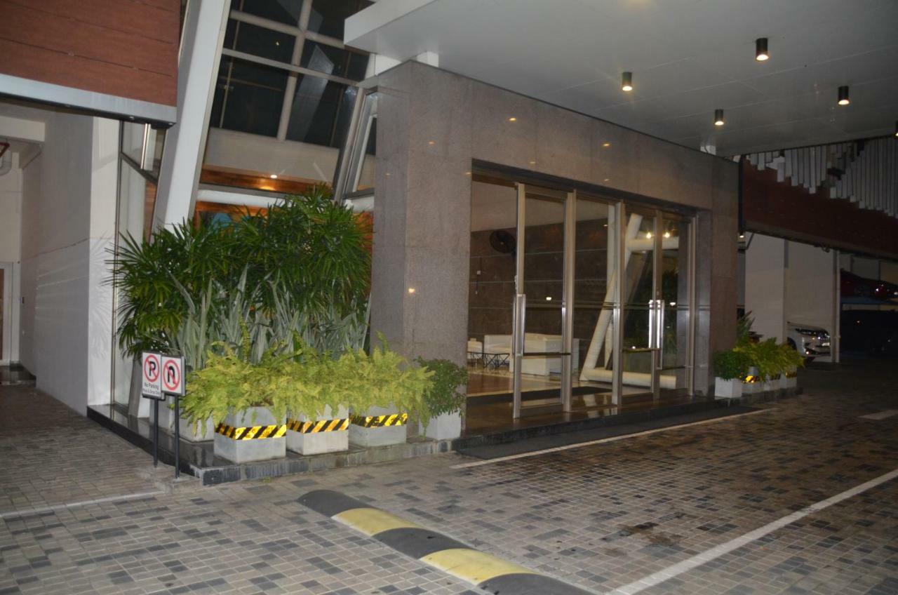 Atrium - Iconic Apartment Sri Jayewardenepura Kotte Bagian luar foto